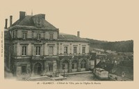 L'Hôtel de Ville 