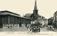 La Place des Halles et l'Eglise Saint-Vaast 