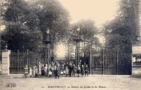 Entrée du Jardin de la Mairie