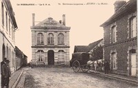 Exmes - La Mairie