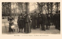 Aux Champs-Elysées - La Bourse aux timbres-poste