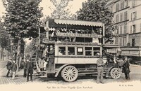 Sur la Place Pigalle -Les Autobus