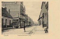 Tramway Traversant la Ville