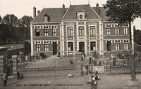 Saint-Laurent-Blangy - La Mairie et les Écoles