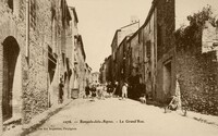 Banyuls-dels-Aspres - La Grande Rue