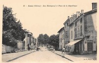 Rue Bourgneuf et Place de la République