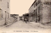 Le Village, -Côté Messimy
