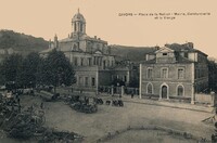 Place de la Nation - Mairie, Gendarmerie et la Vierge