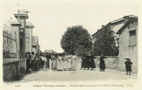 Entrée des ouvriers de l'Usine Baverey