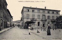 La Place et la Mairie