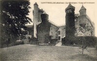 Le Château, Cour d'Honneur