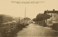 Entrée du Pays. Monument aux Morts 