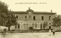 Les Écoles