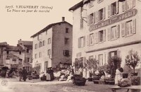 La Place un jour de marché