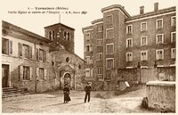 Vieille Église et entrée de l'Hospice