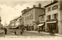 Hôtel de L'Écu de France et Rue Nationale