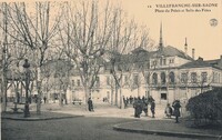 Place du Palais et Salle des Fêtes