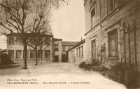 Rue Antonin-Perrin - L'Ecole de filles