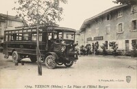 La Place et l'Hôtel Berger