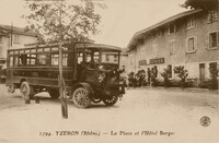 La Place et l'Hôtel Berger