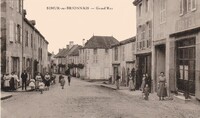 Semur-en-Brionnais - Grande Rue