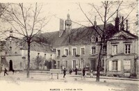 L'Hôtel de Ville 