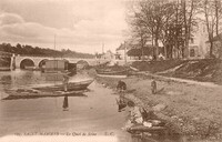 Saint-Mammès - Le Quai de Seine - Lavandière