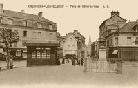 Caudebec-lès-Elbeuf - Place de L'Hôtel de Ville 