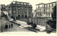 Le Musée et l'Hôtel de Ville