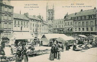 La Place Thiers le jour de Marché