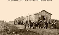 Le Nouveau village - La Mairie et la Poste