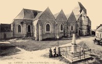 La Place et la Vieille Eglise