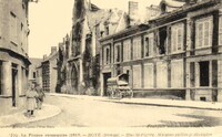 Roye - Rue ST-Pierre Maisons pillées et dévastées