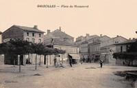 Grisolles - Place du Monument