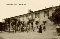 L'Hôtel de Ville 