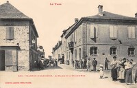 Valence-d'Albigeois - Grande Rue et Mairie