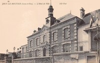 Jouy-le-Moutier - L'Hôtel de Ville 