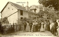 Hôtel restaurant de l'Eauriette - Vue de l'Hôtel par les Bosquets