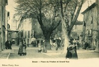 Besse-sur-Issole - Place du Prado et Grande Rue