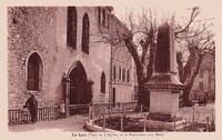 L'Église et le Monument aux Morts