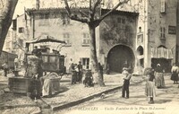 Ollioules - Vieille Fontaine de la Place St-Laurent