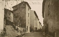 Signes - Rue Marseillaise et Monté du Portail