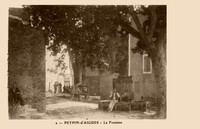 Peypin-d'Aigues - La Fontaine