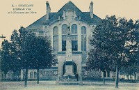 L'Hôtel de Ville  et le monument aux Morts