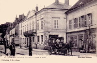 L'Hôtel de Ville 